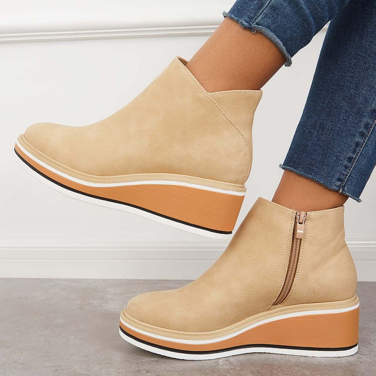 Dames Enkelboots met Rits – Zwart Leer, Plateau Hak voor Casual en Avondkleding