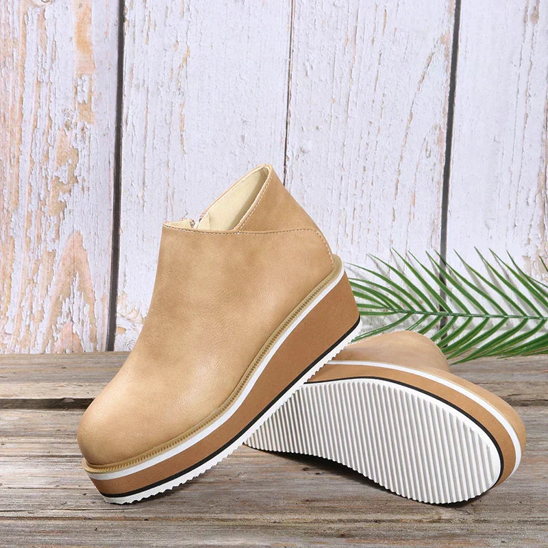 Dames Enkelboots met Rits – Zwart Leer, Plateau Hak voor Casual en Avondkleding