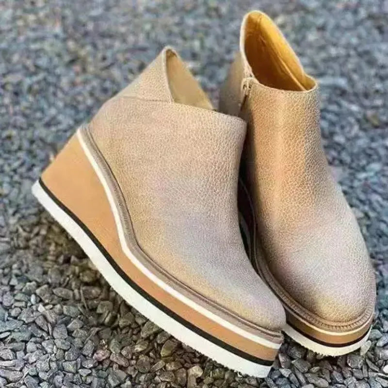 Dames Enkelboots met Rits – Zwart Leer, Plateau Hak voor Casual en Avondkleding