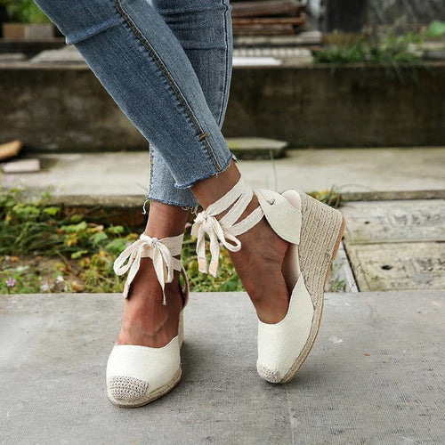 Lysanne - Wedge Sandalen met Strikdetails